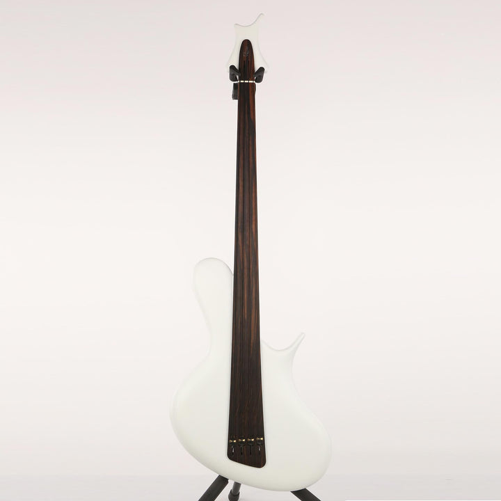 Ritter Instruments R8-Concept Singlecut Fretless Bass Frosted Carrara White 2018 NAMM Display