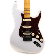 Fender American Ultra Stratocaster HSS Arctic Pearl