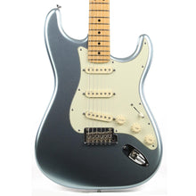 Fender American Deluxe Stratocaster Plus Mystic Ice Blue 2013
