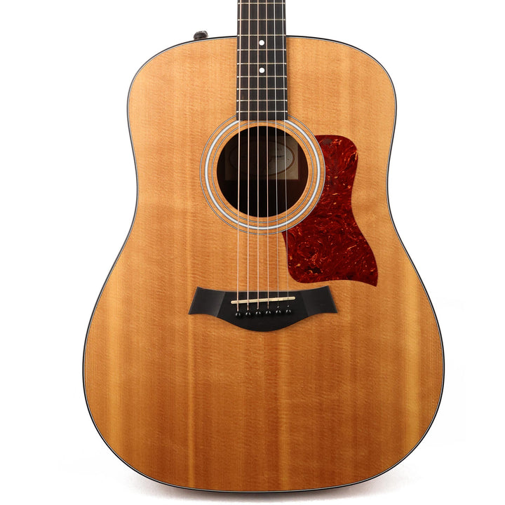 Taylor 110e Dreadnought Acoustic-Electric Guitar Walnut Used