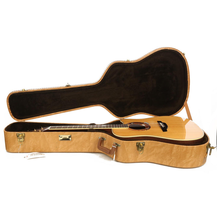 Takamine Soaring Eagle Acoustic-Electric Natural