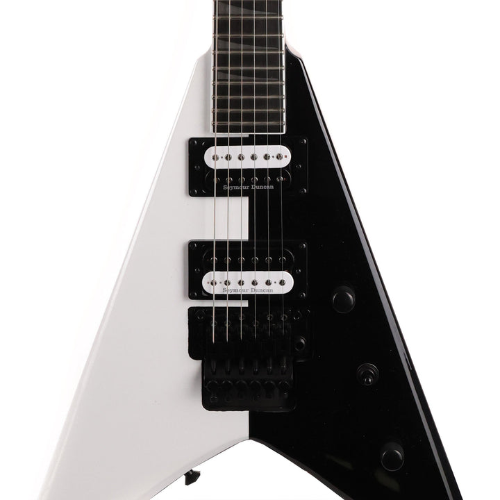 Jackson Pro Series King V KV Two-Face Ebony Fingerboard Black and White