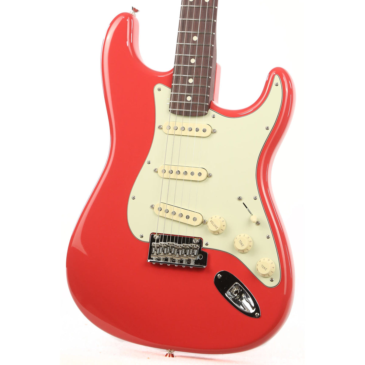 Fender Limited Edition American Professional Stratocaster Fiesta Red — 5