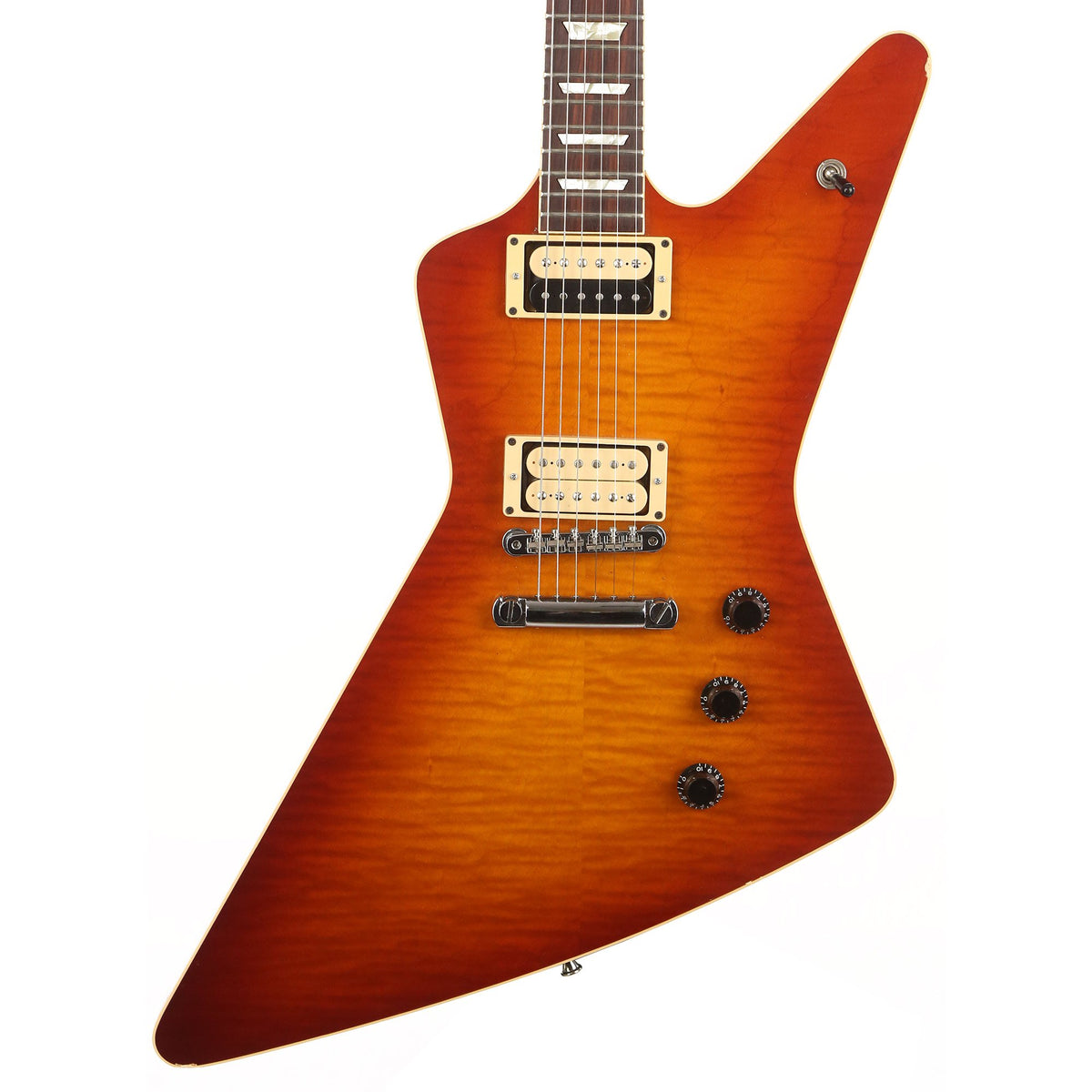 Hamer Standard Cherry Sunburst Bound and Crowned 1982 — 1