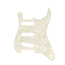 Fender 11-Hole Modern-Style Stratocaster S/S/S Pickguard Aged White Pearl 4-Ply