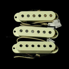 Lindy Fralin Vintage Hot Strat Pickup Set (Base Plate)