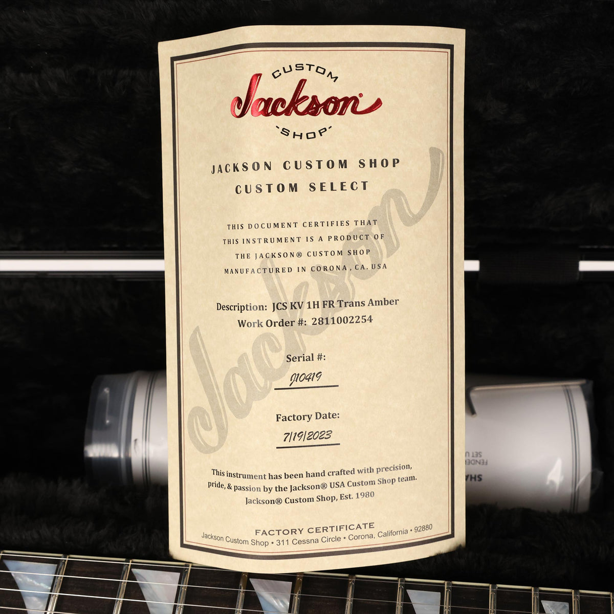 Jackson Custom Shop King V Transparent Amber — 8