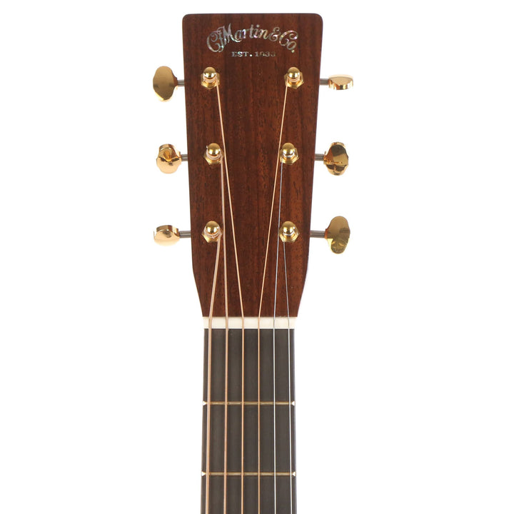 Martin D-28 Modern Deluxe Acoustic Gloss Natural 2019