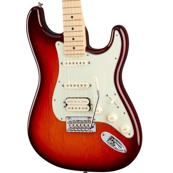 Fender Deluxe Stratocaster HSS Tobacco Sunburst Used