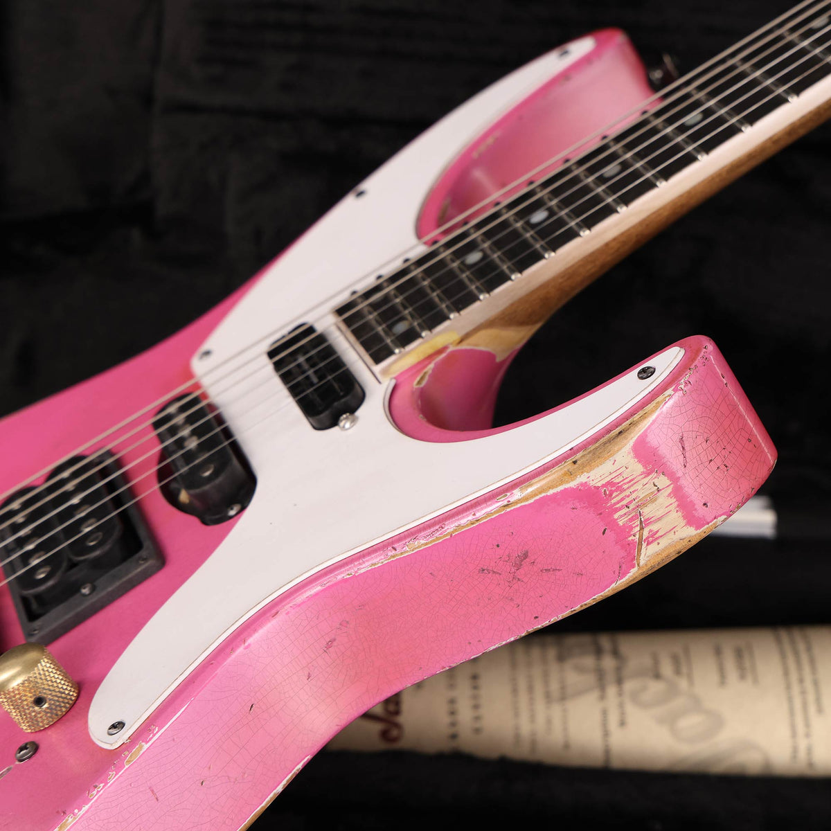 Jackson Custom Shop SL Soloist 3S-V HSS Platinum Pink — 9