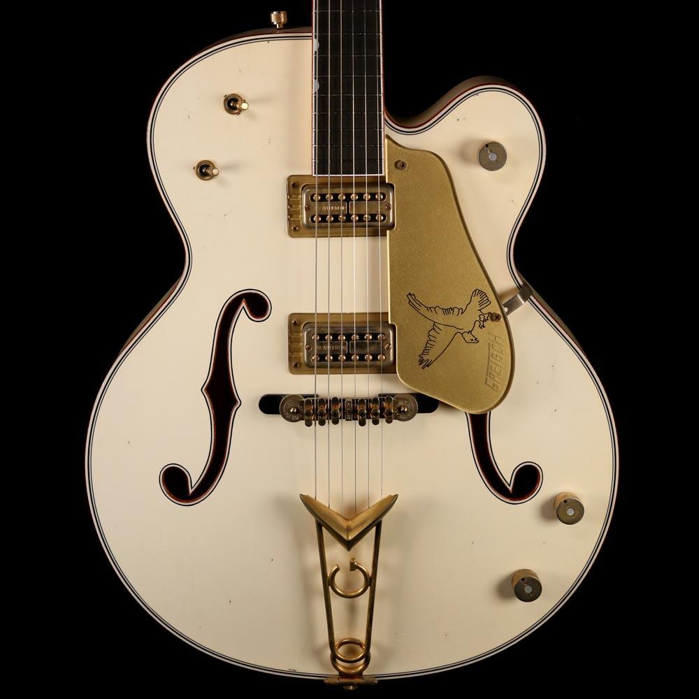 Gretsch Custom Shop '59 White Falcon Relic Masterbuilt Stephen Stern — 1