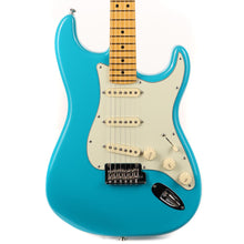Fender American Pro II Stratocaster Miami Blue Maple Fretboard