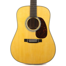 Martin Custom Shop Dreadnought Morado Back and Sides Acoustic