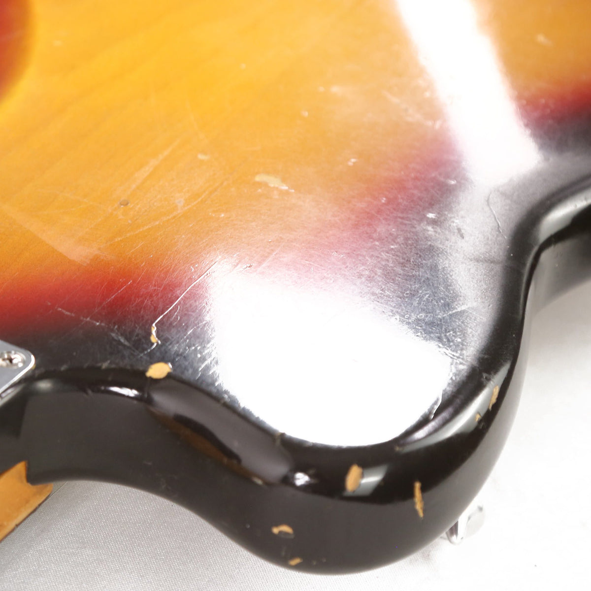 1963 Fender Jazzmaster Sunburst — 8