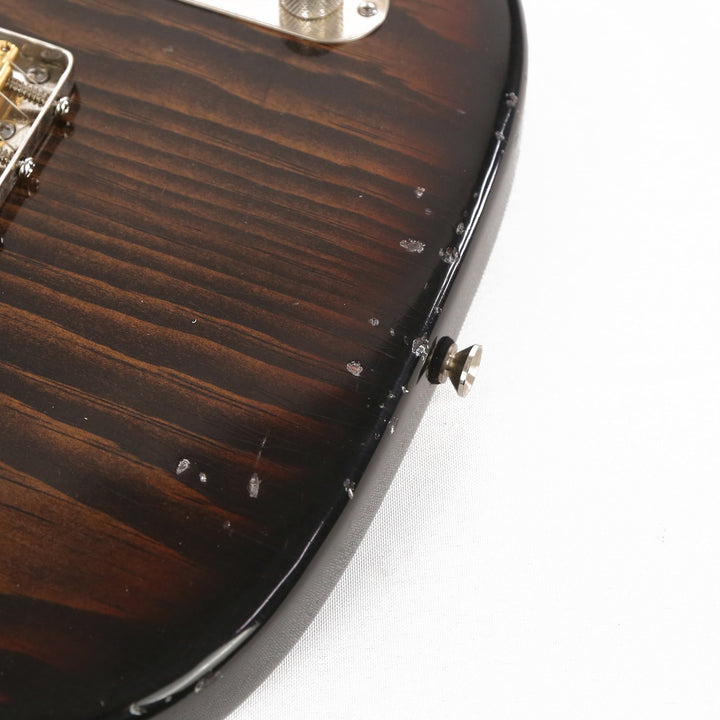 Tom Anderson T Icon In-Distress Rustic Brown Edge Burst