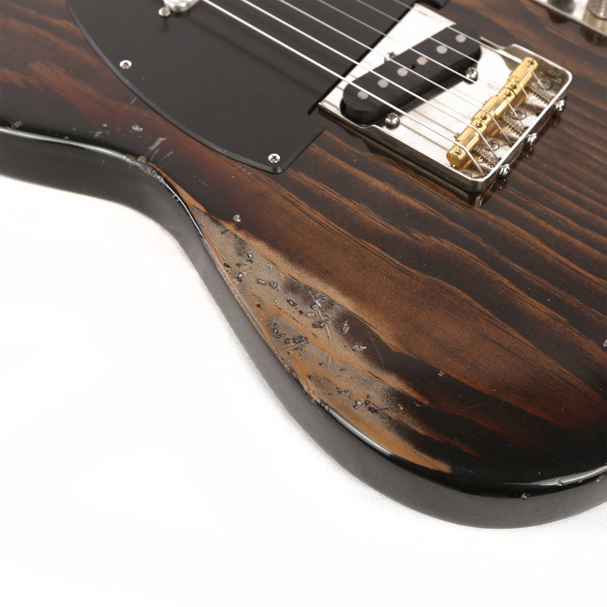Tom Anderson T Icon In-Distress Rustic Brown Edge Burst — 11