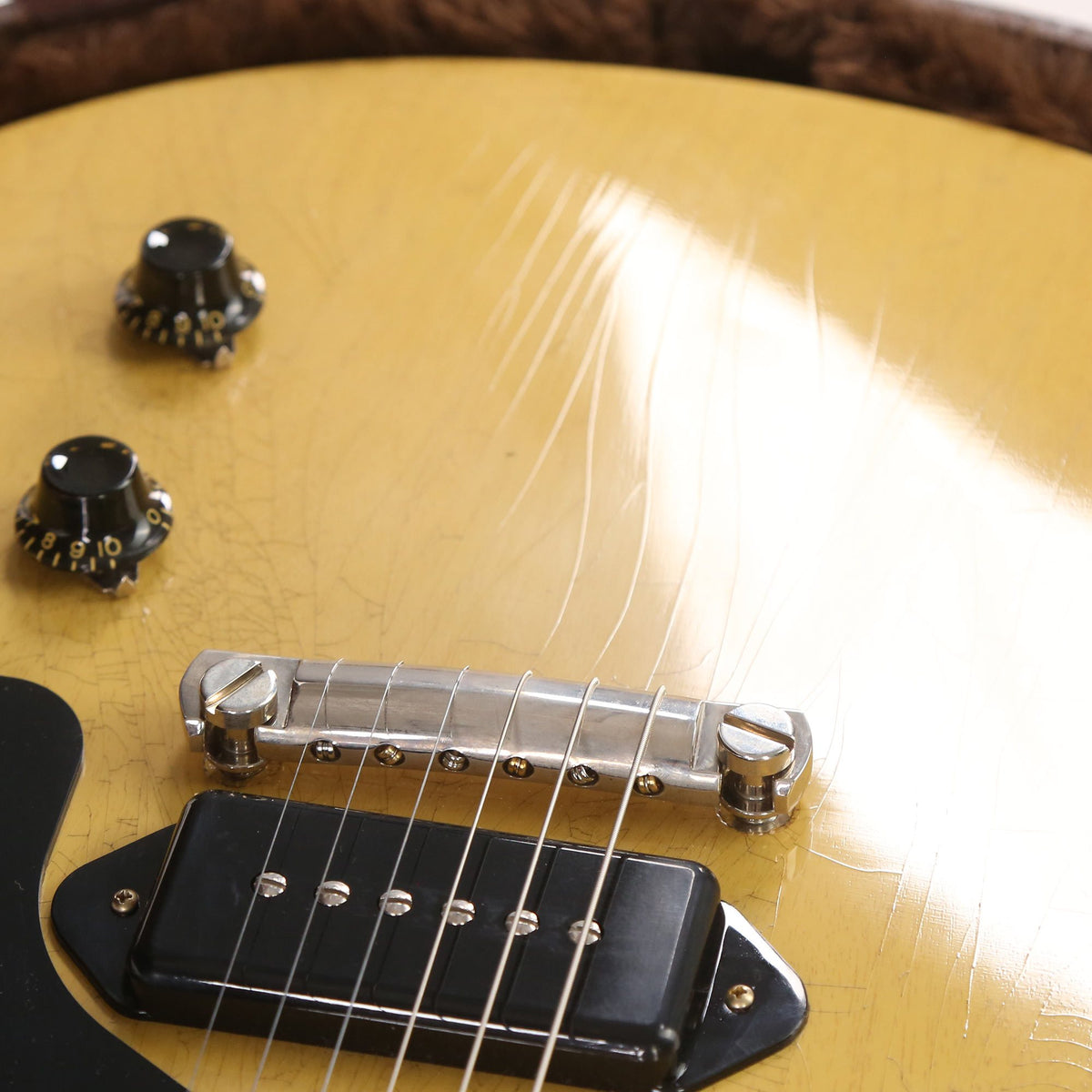 Gibson Custom Shop 1957 Les Paul Junior TV Yellow Murphy Lab Ultra Light Aged — 8