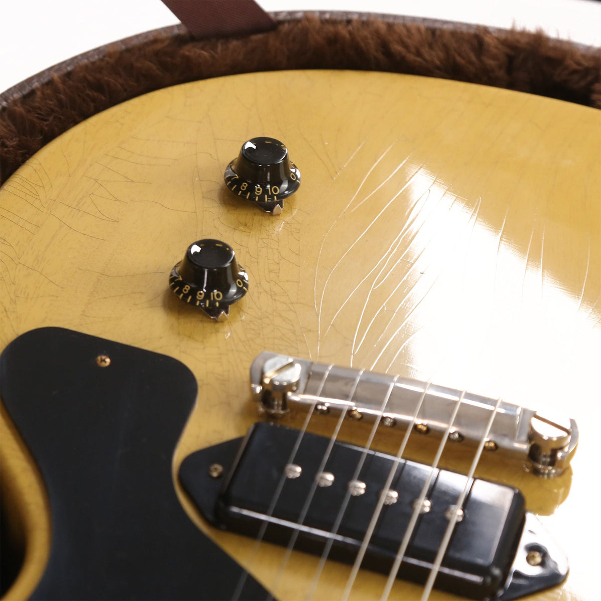 Gibson Custom Shop 1957 Les Paul Junior TV Yellow Murphy Lab Ultra Light Aged — 9