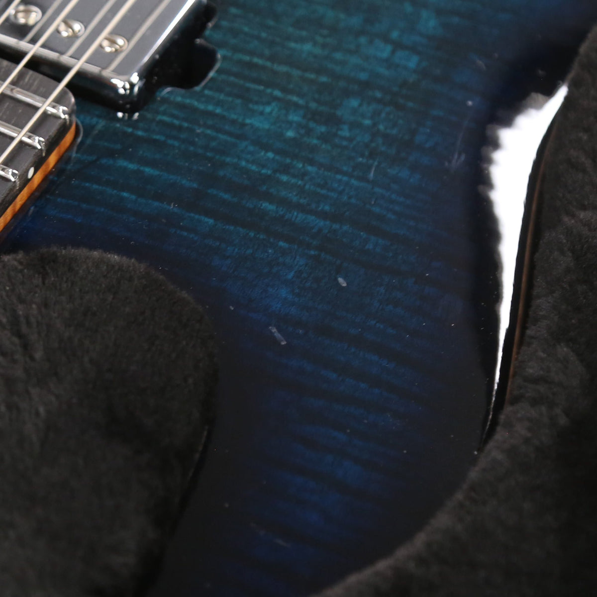 Ernie Ball Music Man Sabre Guitar HH Deep Blue Burst 2020 — 8