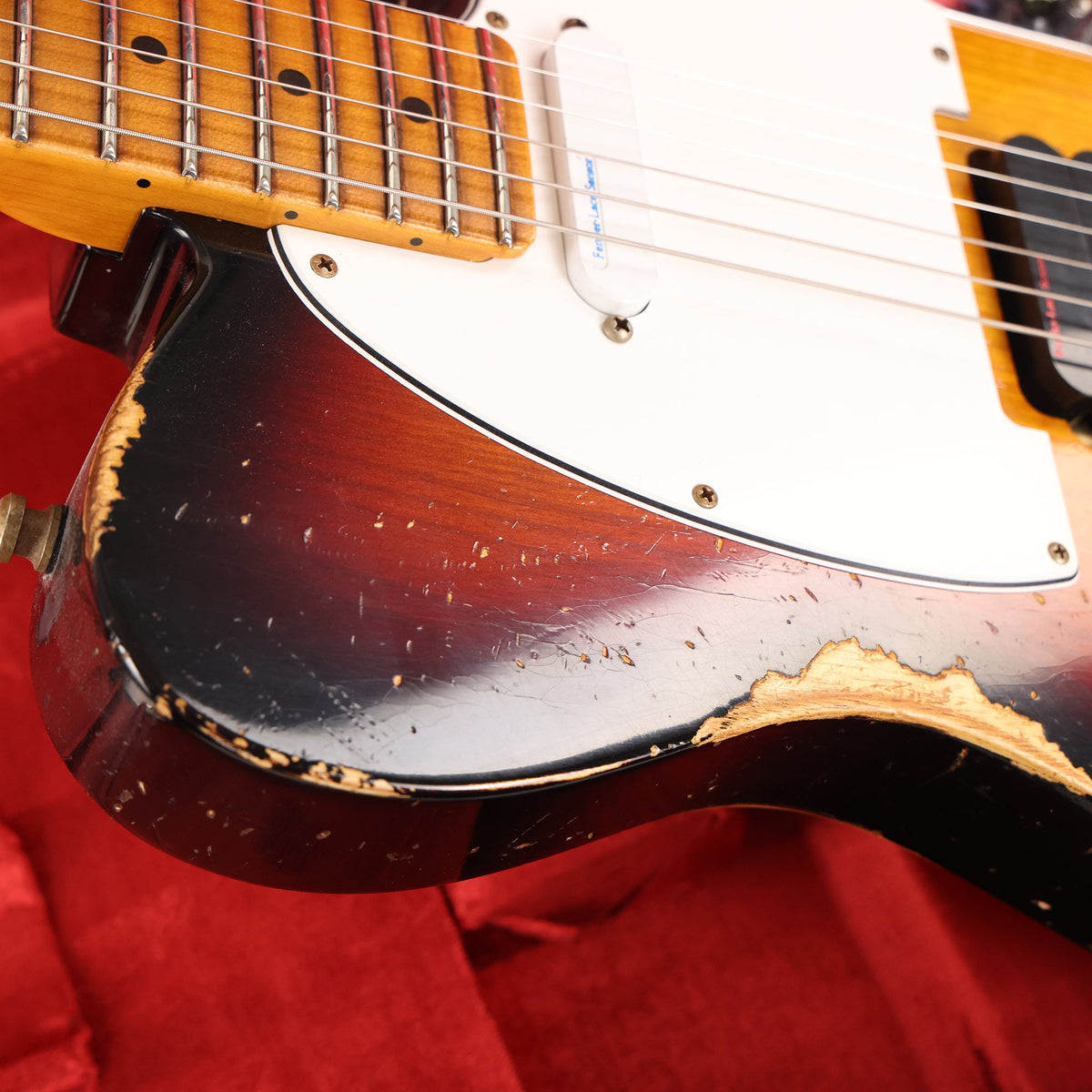 Fender Custom Shop Telecaster Plus Heavy Relic 3-Tone Sunburst — 7