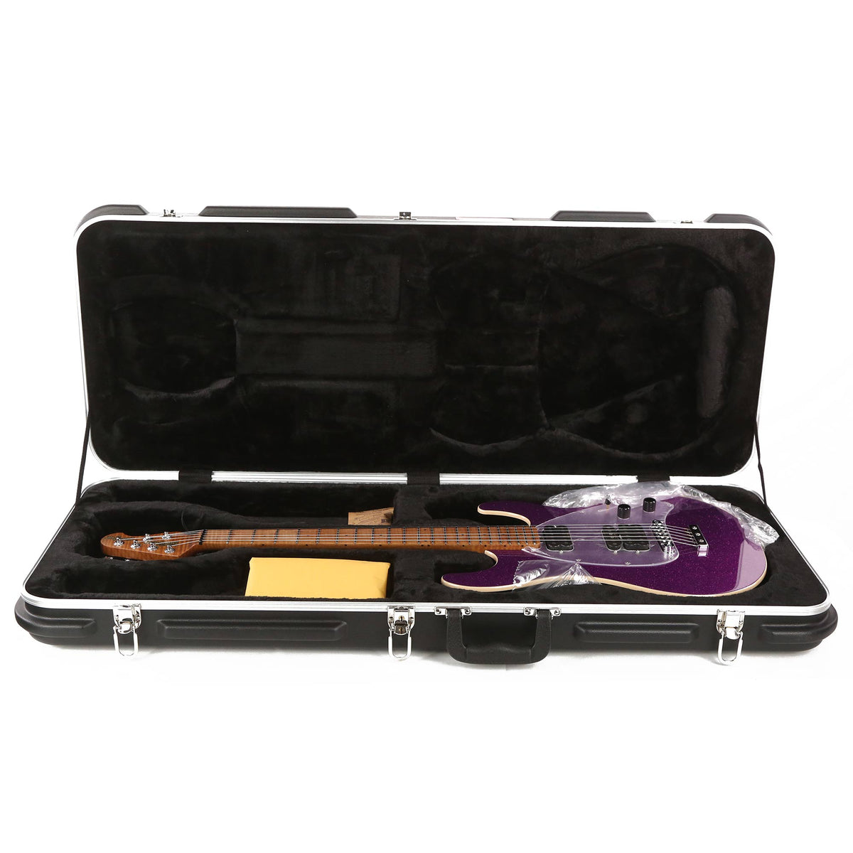 Ernie Ball Music Man Steve Morse Y2D Fuschia Sparkle Music Zoo Exclusive — 8
