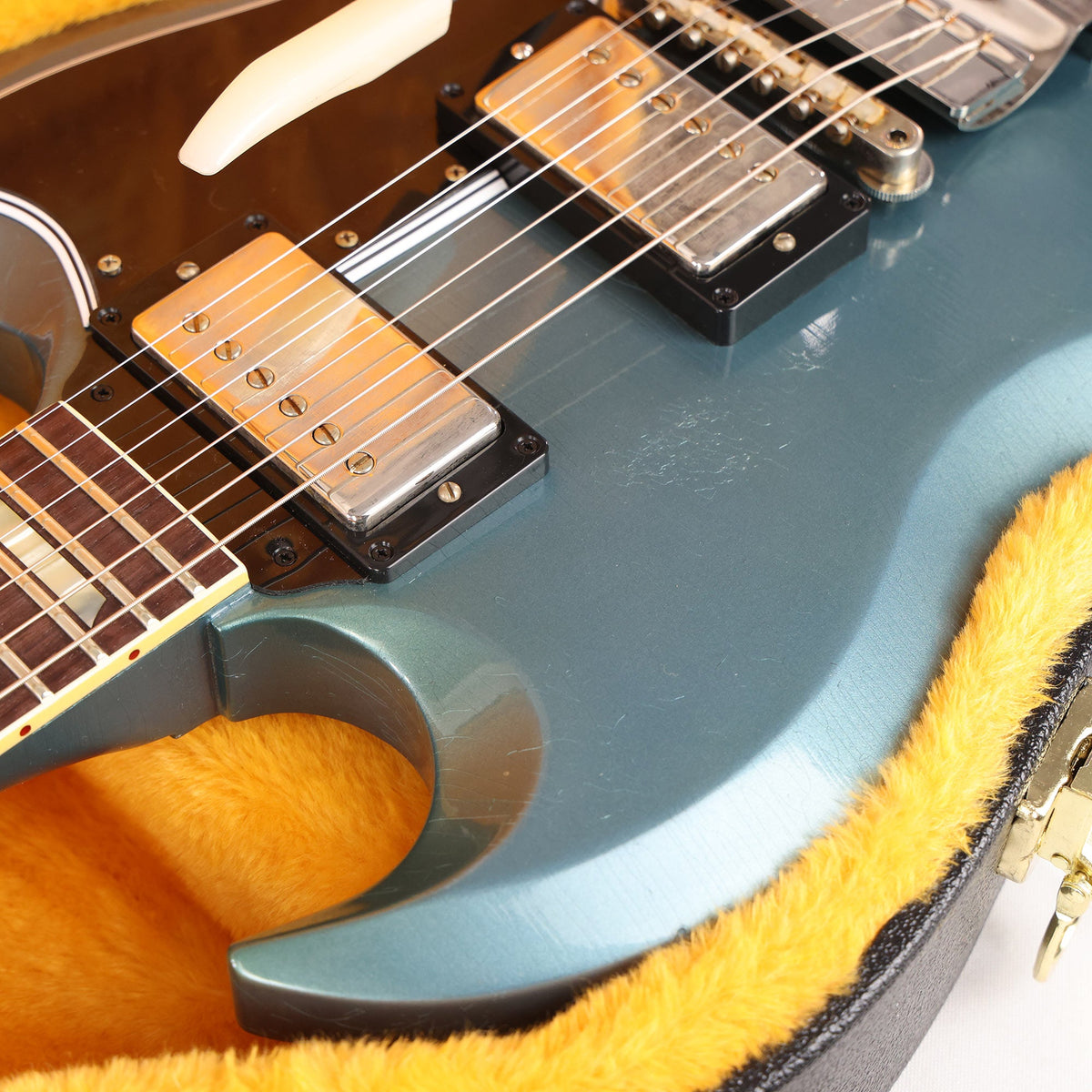 Gibson Custom Shop 1964 SG Standard Reissue Maestro Light Aged Antique Pelham Blue — 8