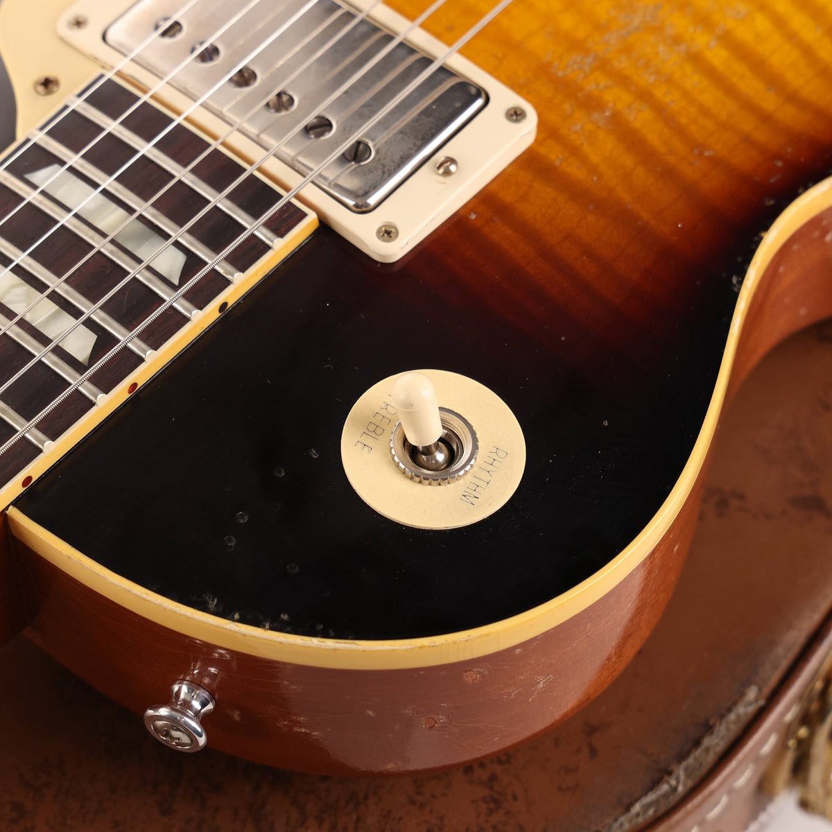 Gibson Custom Shop 1959 Les Paul Reissue Ultra Heavy Aged Kindred Burst — 8