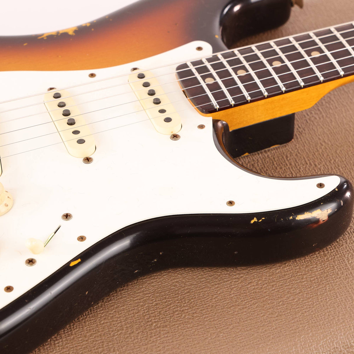 Fender Custom Shop 1959 Stratocaster Heavy Relic Faded Aged Chocolate 3-Tone Sunburst 2023 — 10