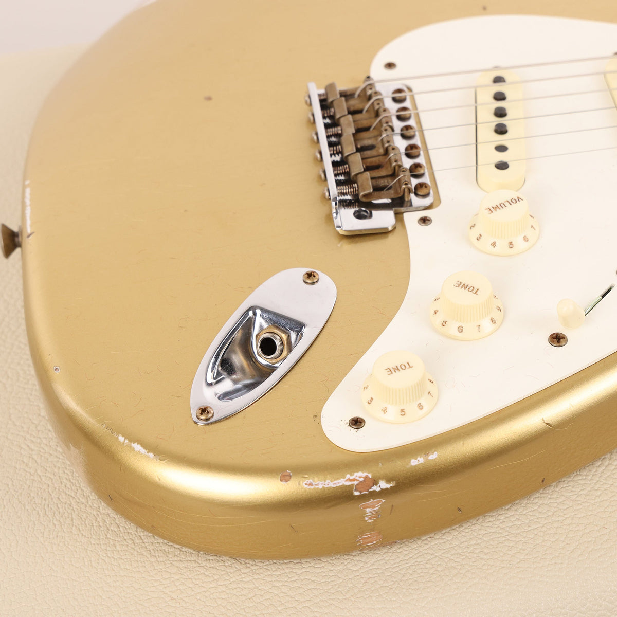 Fender Custom Shop Limited '57 Stratocaster Relic HLE Gold Summer — 9