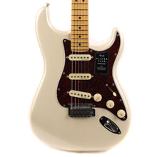 Fender Player Plus Stratocaster Olympic Pearl