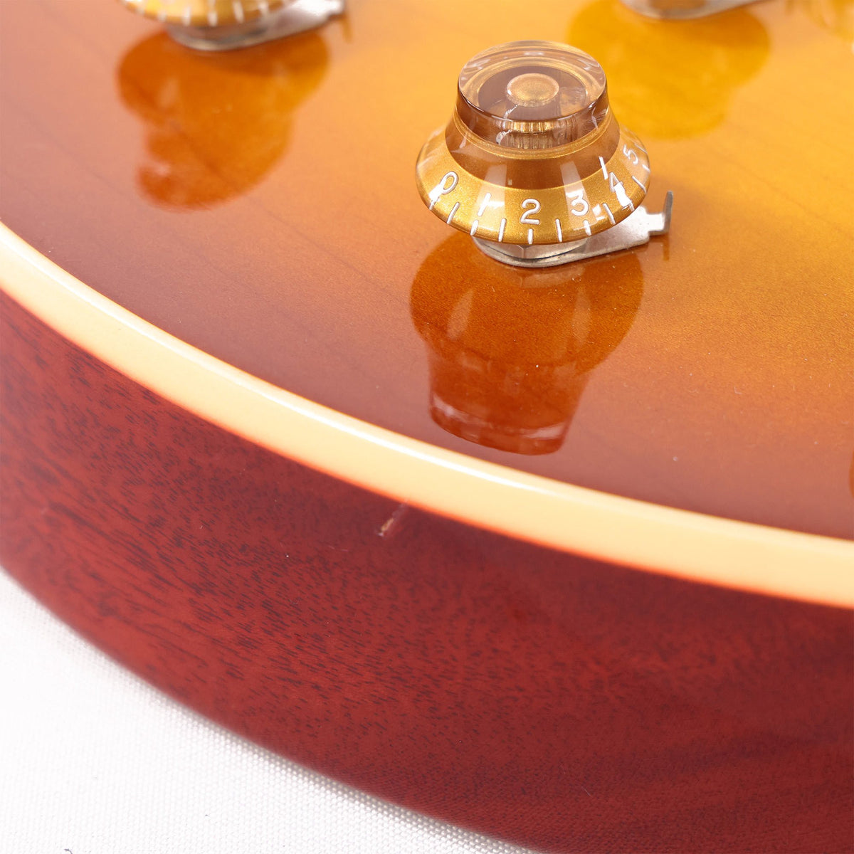 Gibson Custom Shop '58 Les Paul Chambered 10th Anniversary Iced Tea Burst — 7