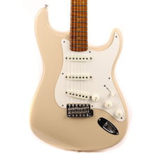 Fender Custom Shop Limited Edition Roasted Pine Stratocaster Closet Classic Desert Sand