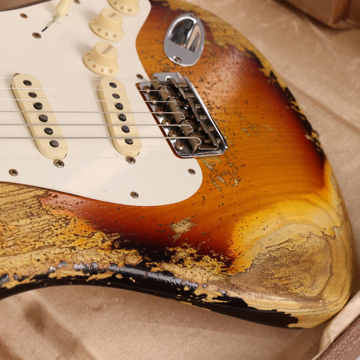 Fender Custom Shop Limited Edition Red Hot Stratocaster Super Heavy Relic Faded Chocolate 3-Tone Sunburst