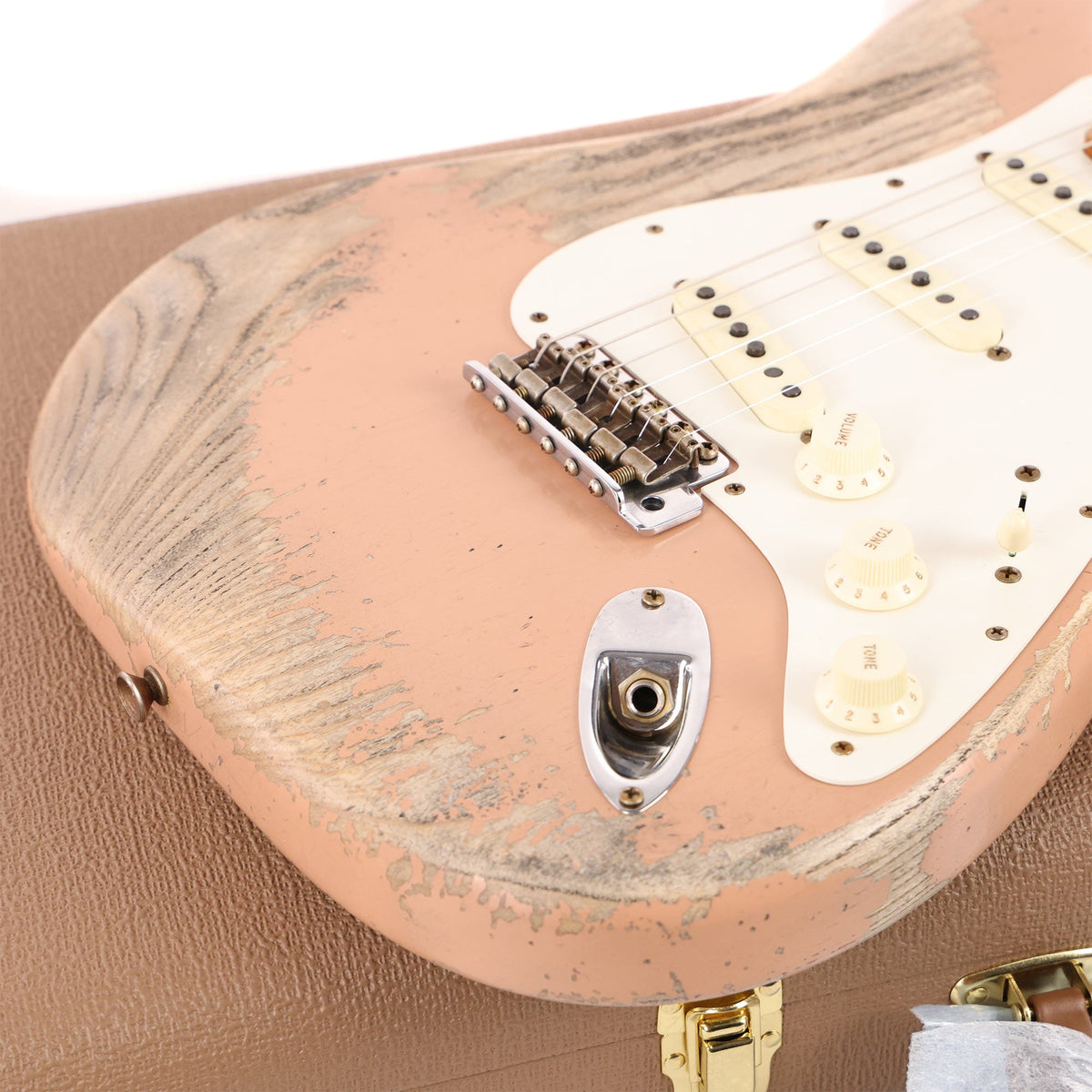 Fender Custom Shop Limited Edition Red Hot Stratocaster Super Heavy Relic Dirty Shell Pink — 9