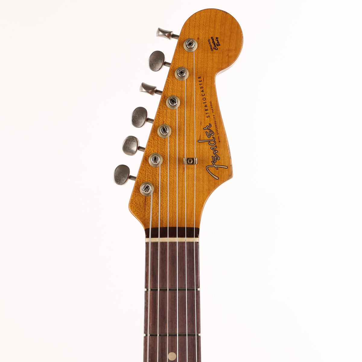 Fender Custom Shop Limited Edition 1961 Stratocaster Heavy Relic Aged Vintage White over 3-Tone Sunburst — 4