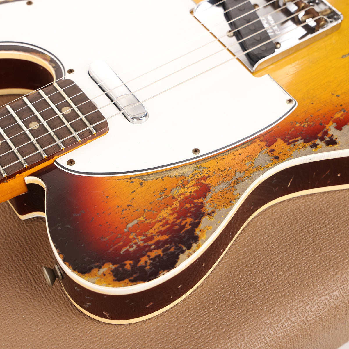 Fender Custom Shop Limited Edition 1959 Custom Telecaster Super Heavy Relic Faded Aged 3-Tone Sunburst — 7