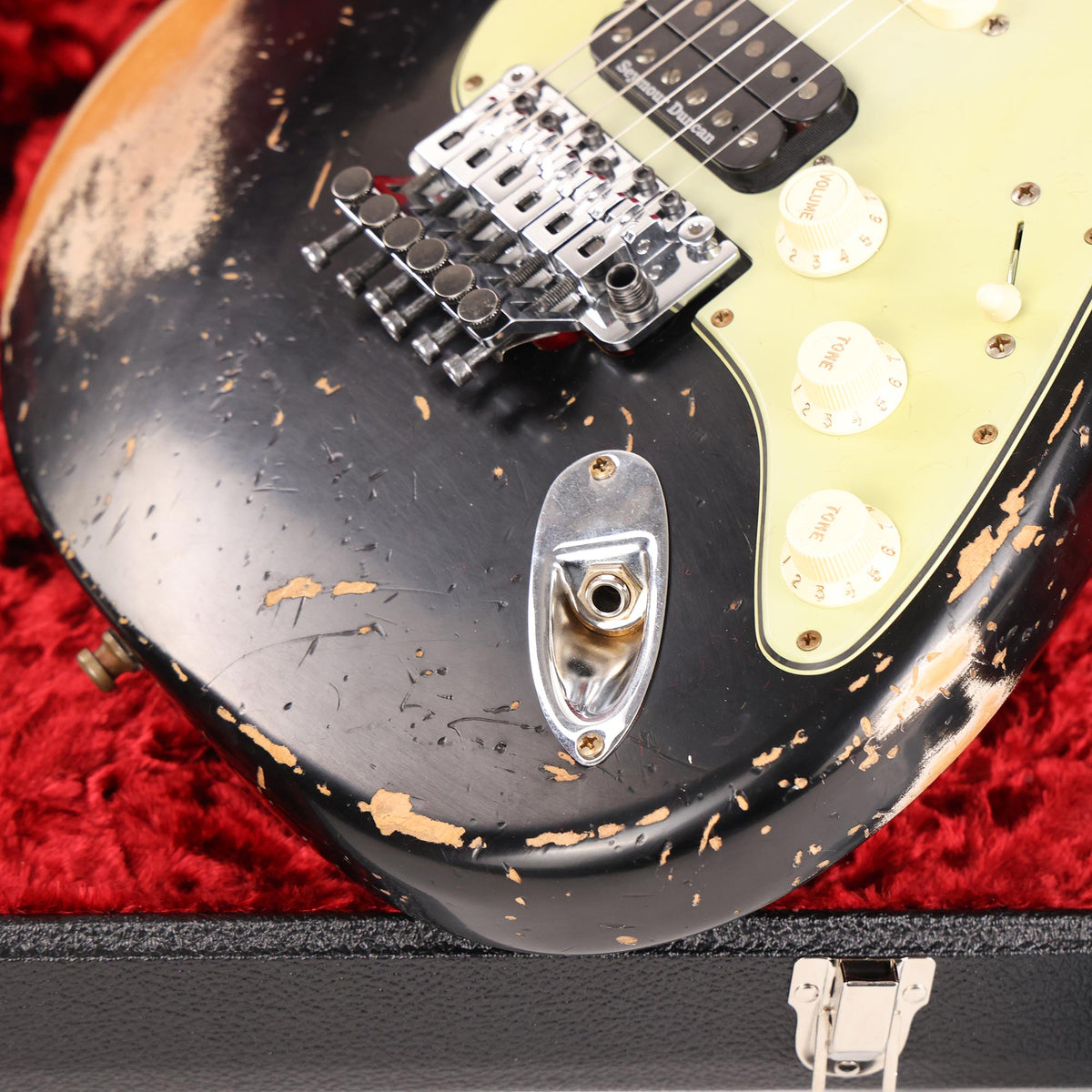 Fender Custom Shop ZF Stratocaster Heavy Relic Black Music Zoo Exclusive — 10