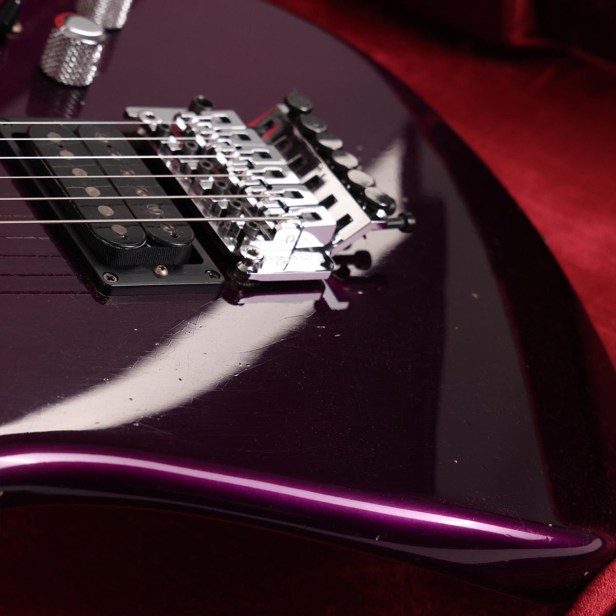 Fender Custom Shop Exclusive ZF Stratocaster Relic Purple Metallic — 8