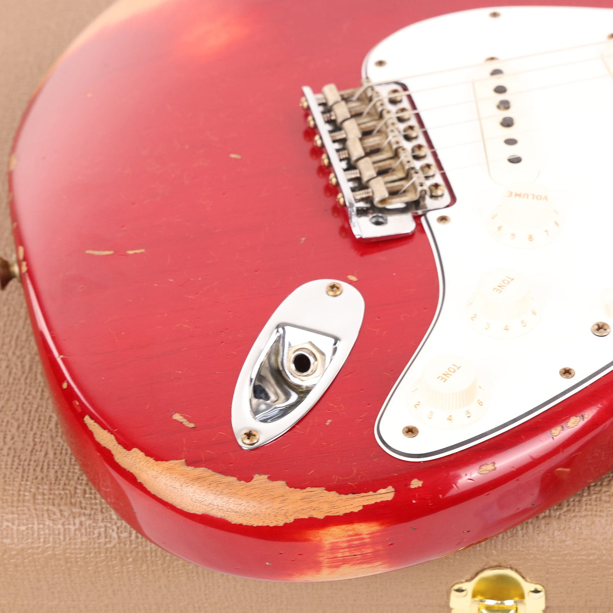 Fender Custom Shop 1963 Stratocaster Reissue Heavy Relic Crimson Transparent — 8