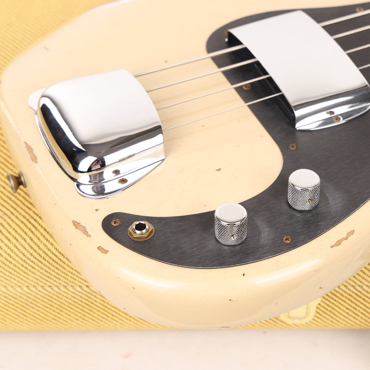 Fender Custom Shop 1958 Precision Bass Relic Faded Desert Sand — 9