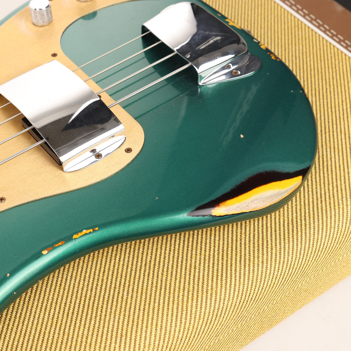 Fender Custom Shop 1958 Precision Bass Relic Aged British Racing Green over Chocolate 3-Tone Sunburst — 8