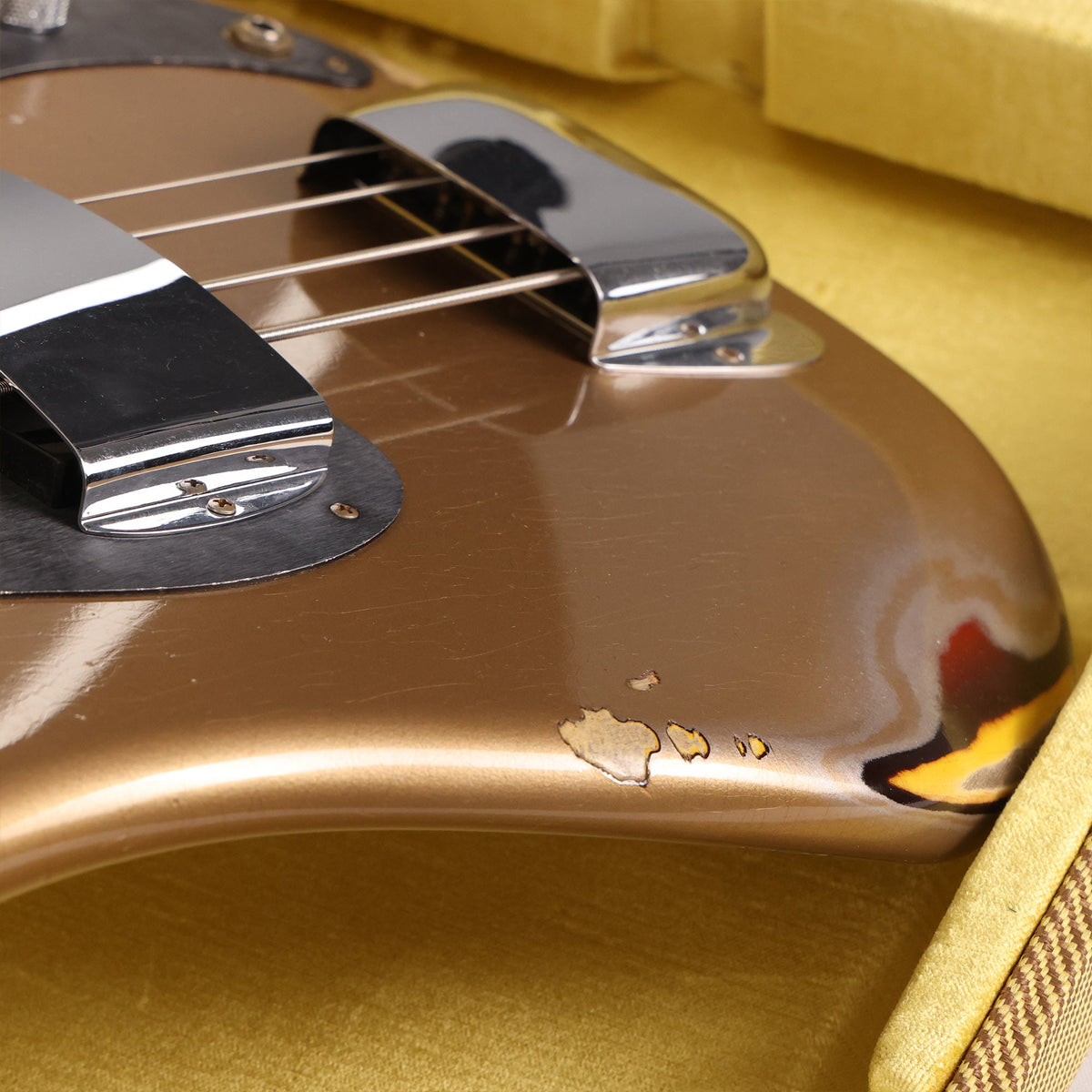 Fender Custom Shop 1958 Precision Bass Relic Aged Shoreline Gold over Chocolate 3-Tone Sunburst — 8