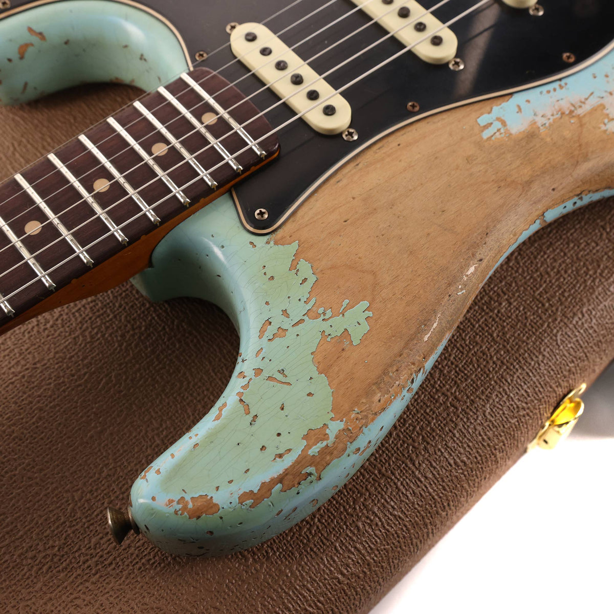 Fender Custom Shop Poblano Stratocaster Super Heavy Relic Super Faded Aged Daphne Blue — 7