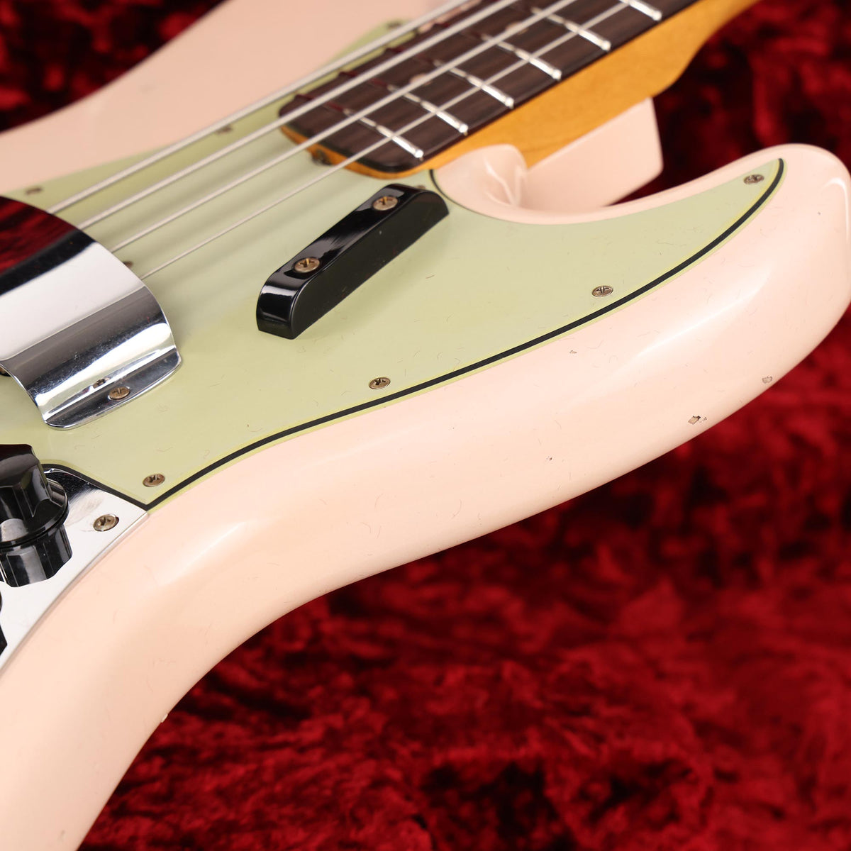 Fender Custom Shop 1964 Jazz Bass Journeyman Relic Super Faded Aged Shell Pink — 10