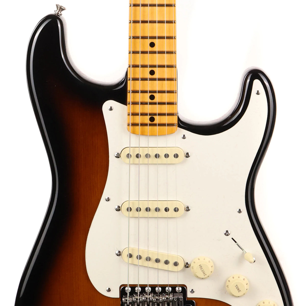 Fender Stories Collection Eric Johnson 1954 Virginia Stratocaster 2-Color Sunburst — 6