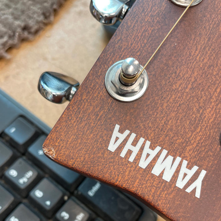 Yamaha GigMaker Standard F325 Acoustic Guitar Beginner Pack Open-Box