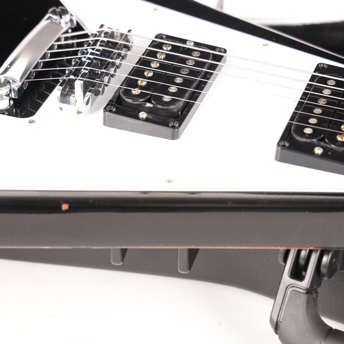 Gibson Custom Shop Kirk Hammett 1979 Flying V Murphy Lab Aged Ebony — 9