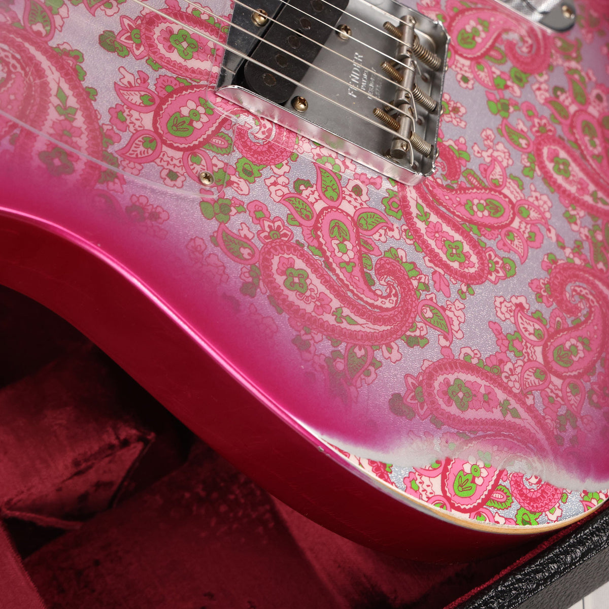 Fender Custom Shop Limited Edition '68 Pink Paisley Telecaster Relic — 8