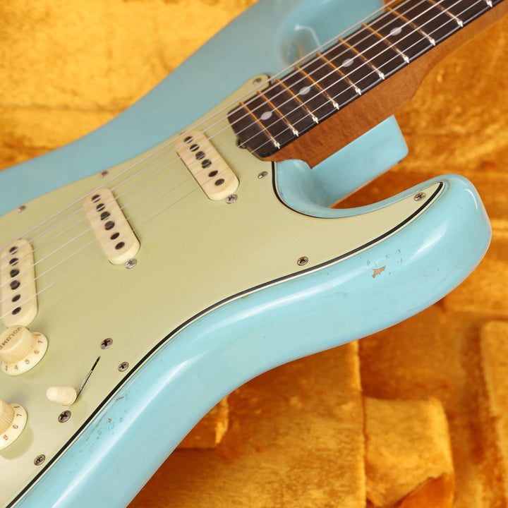 Fender Custom Shop Fat 1964 Stratocaster Brazilian Rosewood Journeyman Relic Aged Daphne Blue Masterbuilt Andy Hicks