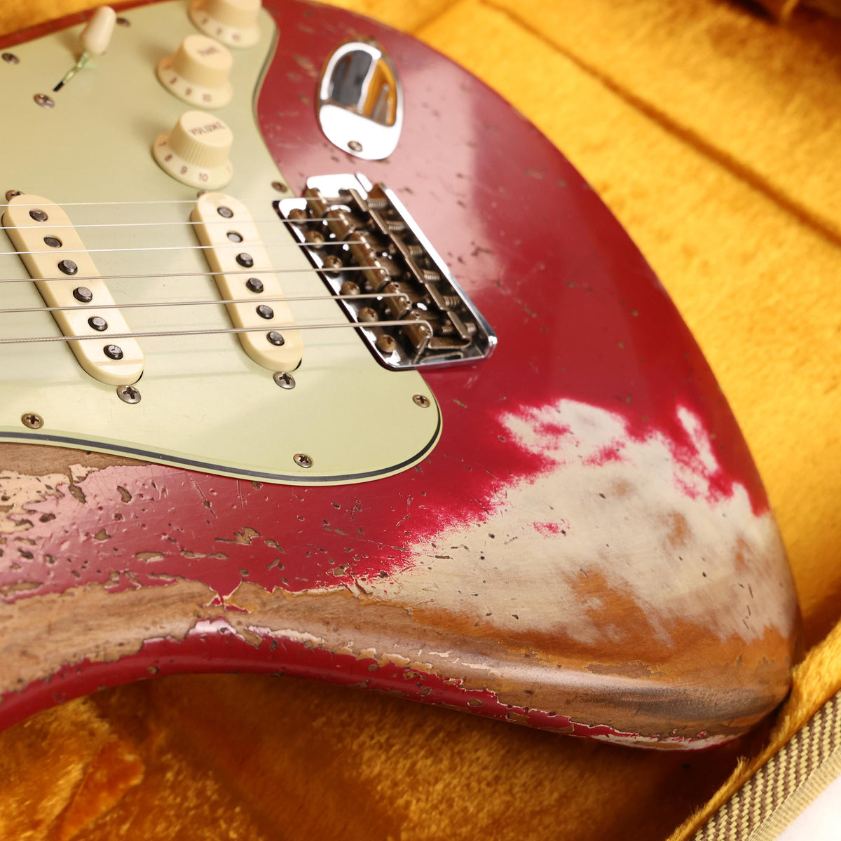 Fender Custom Shop 1959 Stratocaster Super Heavy Relic Faded Aged Dakota Red — 8